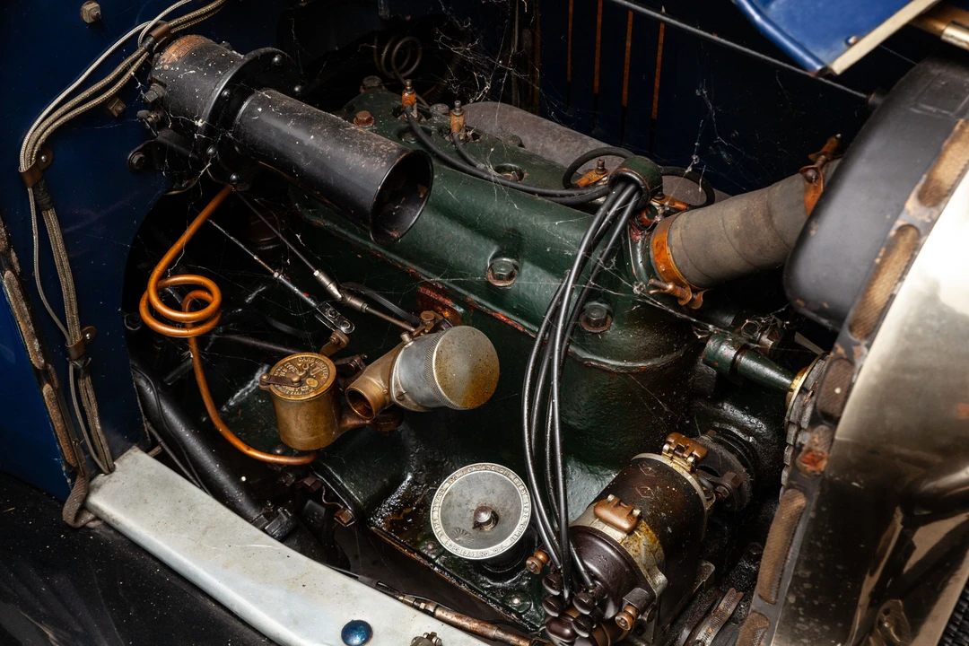 1922 Morris - Image 2 of 21