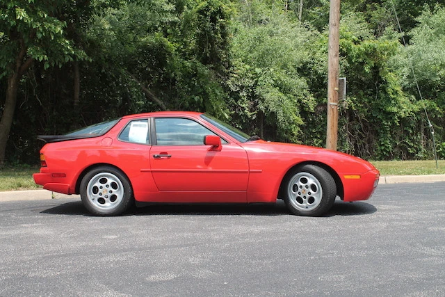 1987 Porsche 944 Turbo - Image 2 of 3