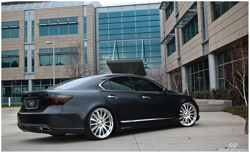 2008 Lexus LS 4th Gen - Image 9 of 14