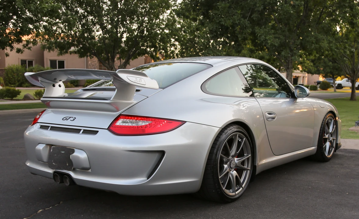 2010 Porsche 997 GT3 - Image 4 of 9