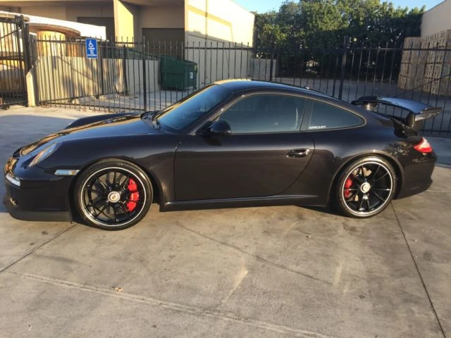 2011 Porsche 997 GT3 - Image 2 of 5
