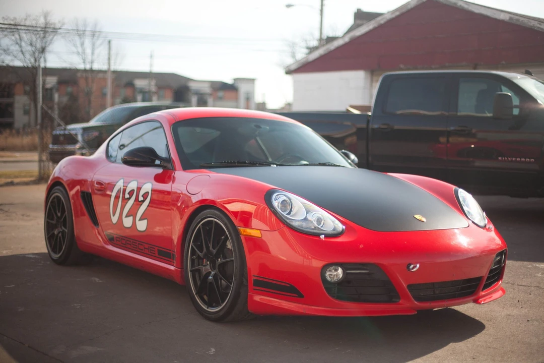 2012 Porsche 987 Cayman R - Image 2 of 9