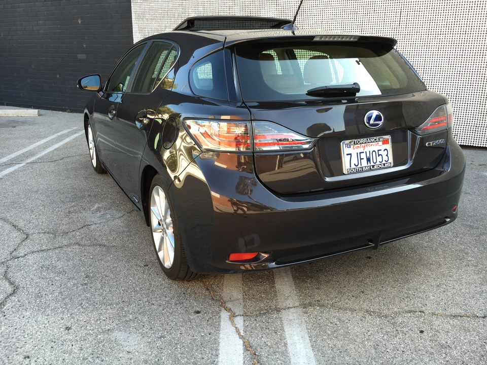 2013 Lexus CT - Image 2 of 6