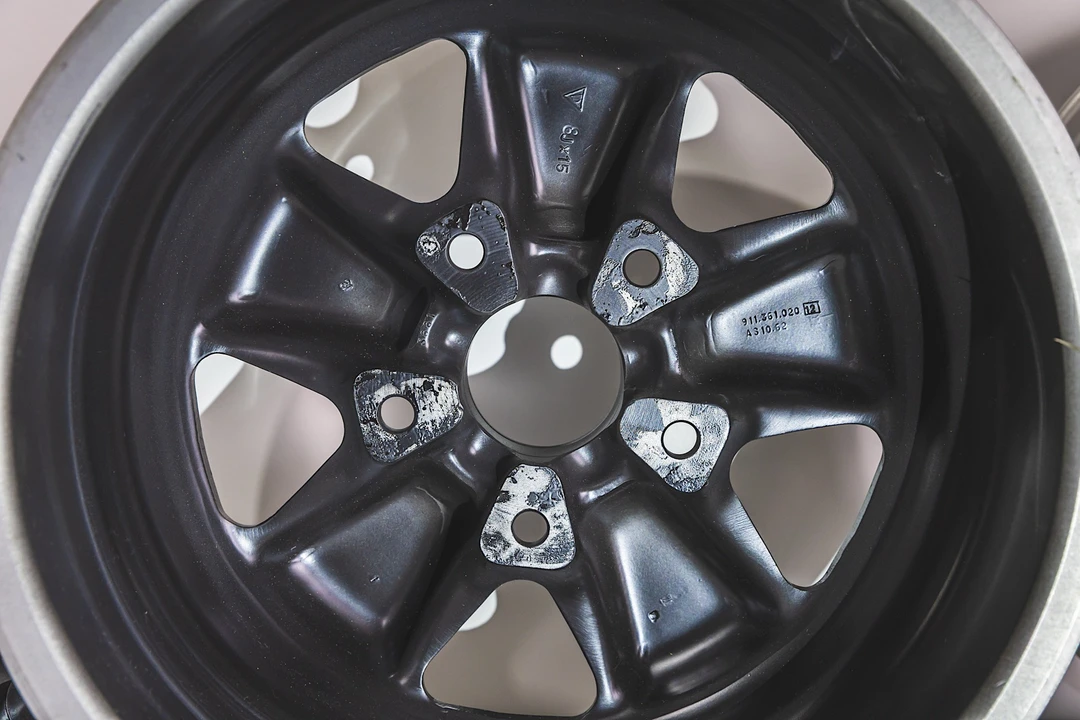 0 Porsche 911 - Image 12 of 15