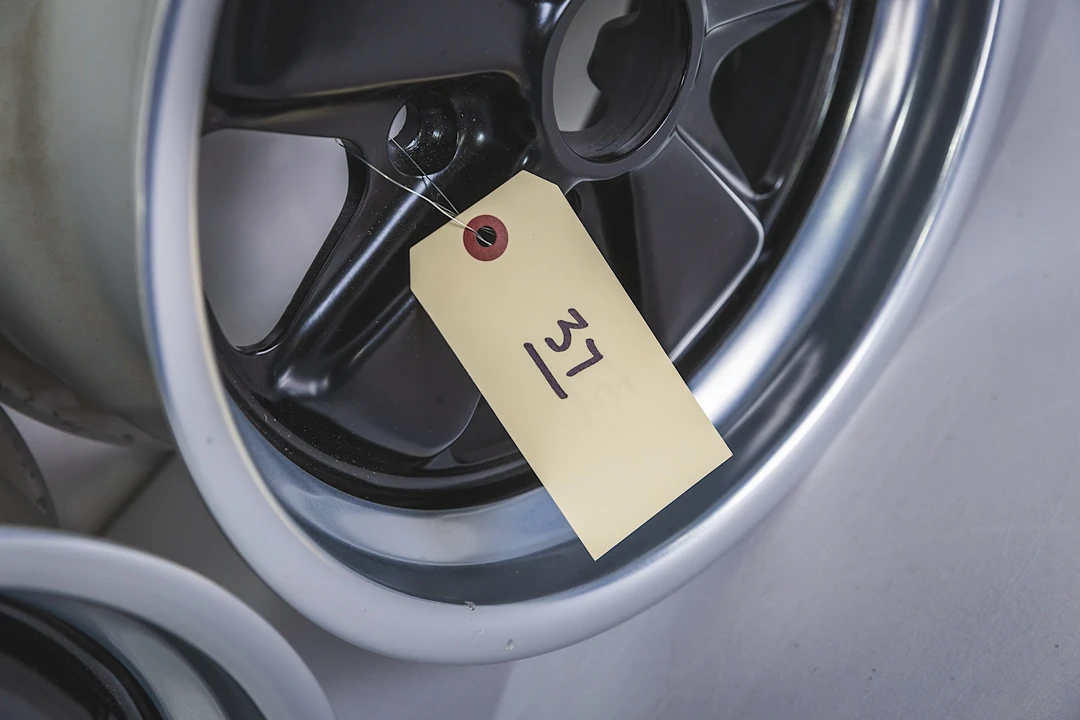 0 Porsche 911 - Image 15 of 15