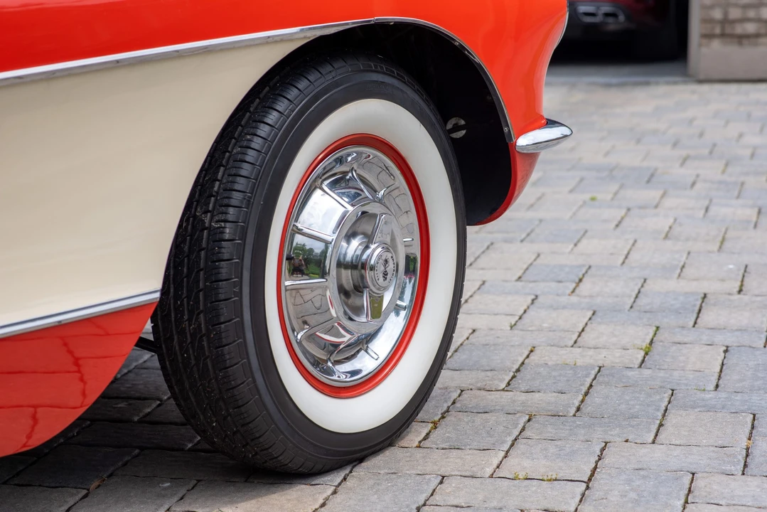 1957 Chevrolet Corvette C1 - Image 16 of 31