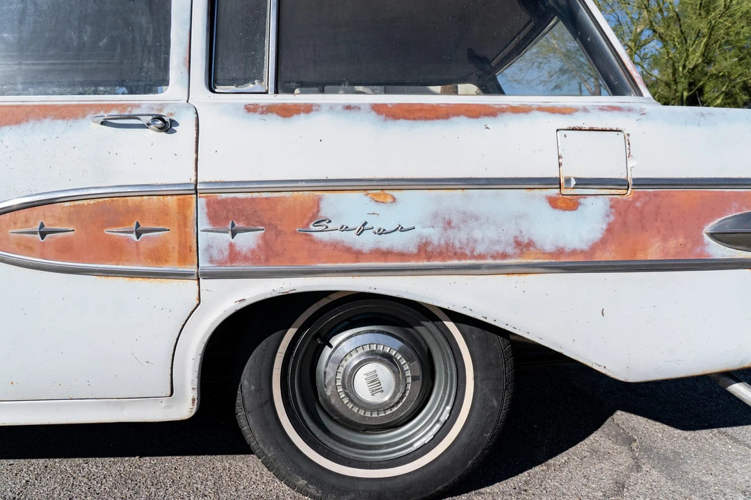 1957 Pontiac Chieftain - Image 21 of 31