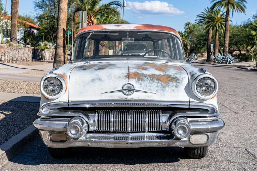 1957 Pontiac Chieftain - Image 3 of 31