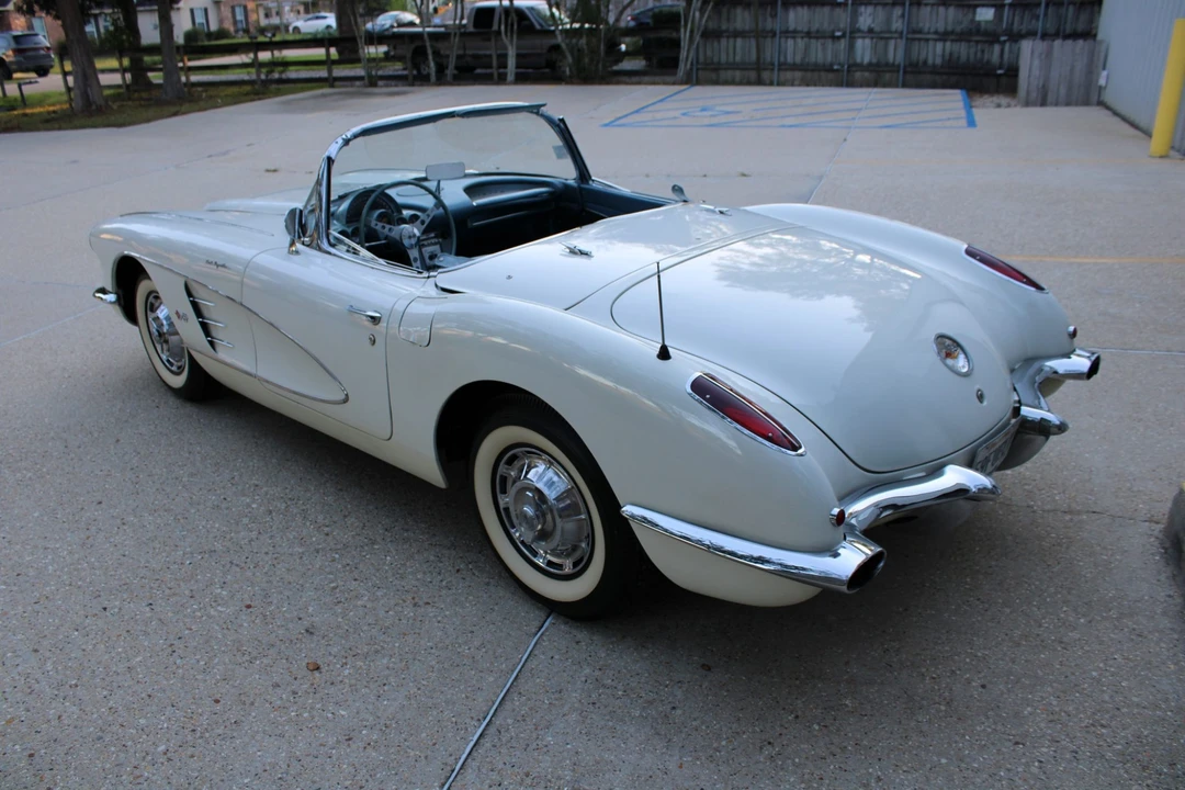 1959 Chevrolet Corvette C1 - Image 16 of 31