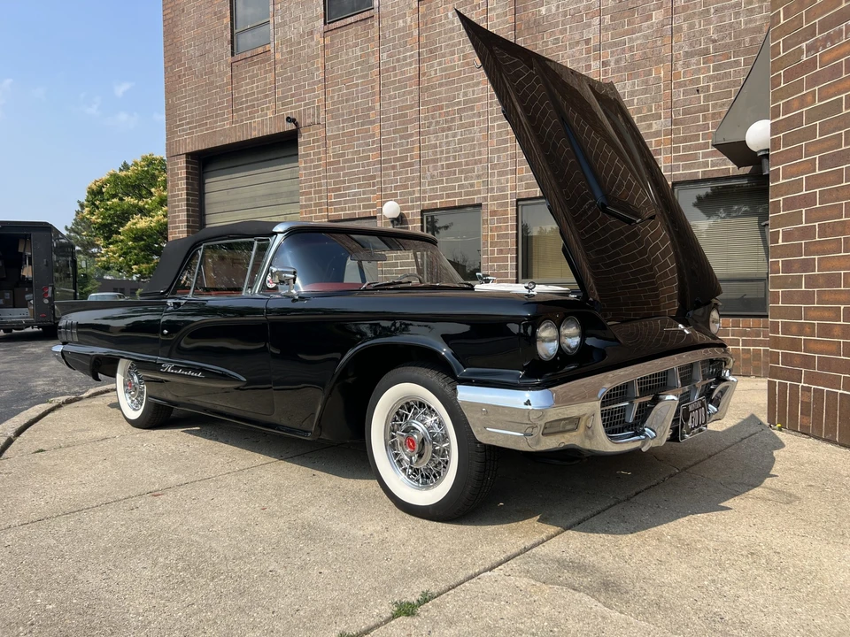 1960 Ford Thunderbird 2nd Gen - Image 19 of 31