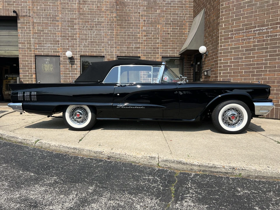 1960 Ford Thunderbird 2nd Gen - Image 11 of 31