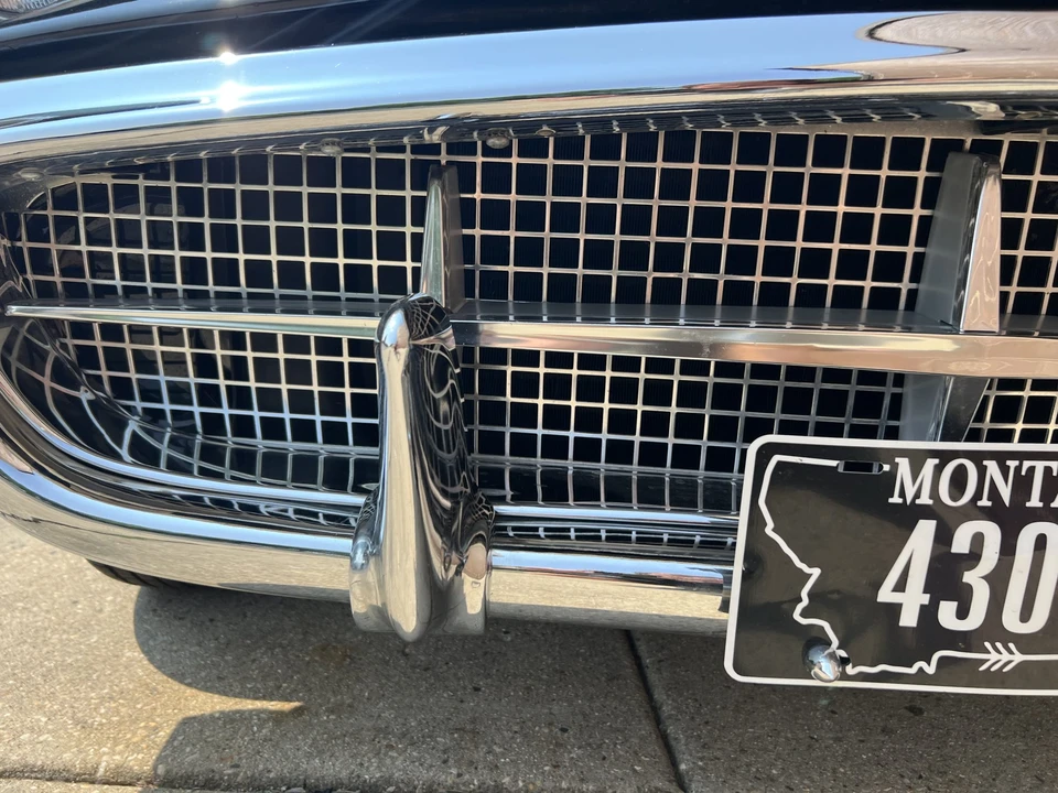 1960 Ford Thunderbird 2nd Gen - Image 28 of 31