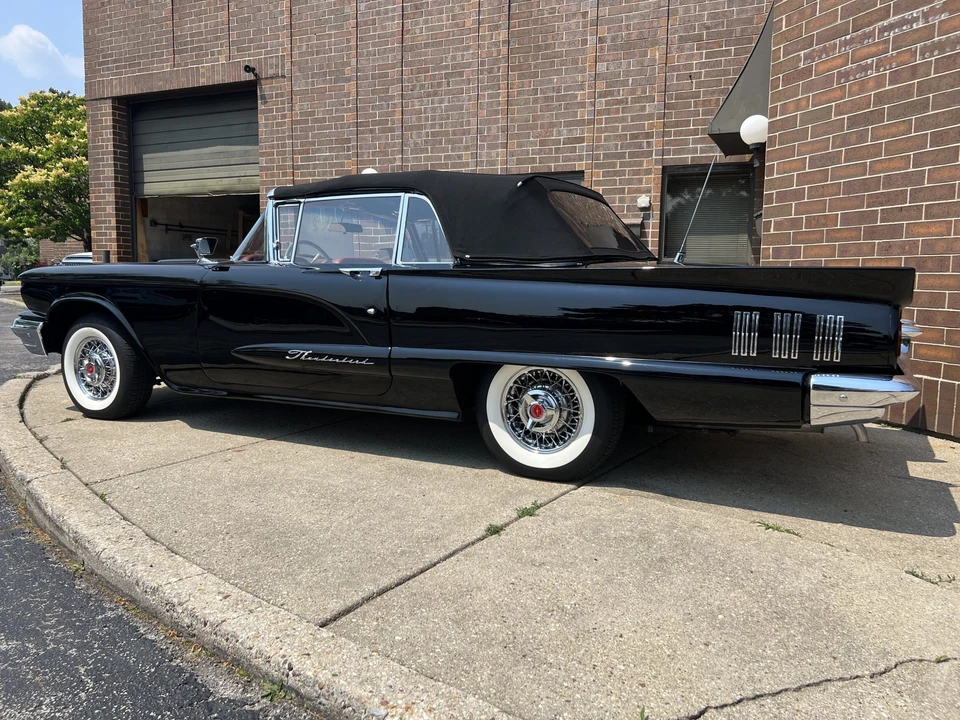 1960 Ford Thunderbird 2nd Gen - Image 5 of 31