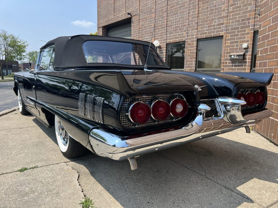 1960 Ford Thunderbird 2nd Gen - Image 7 of 31