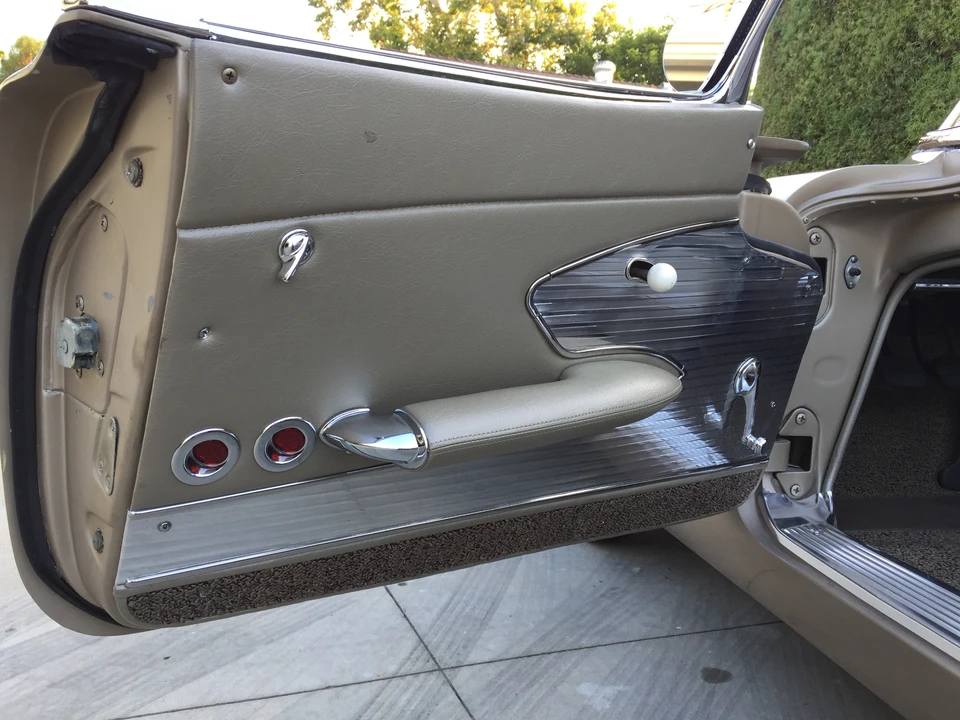 1961 Chevrolet Corvette C1 - Image 19 of 31