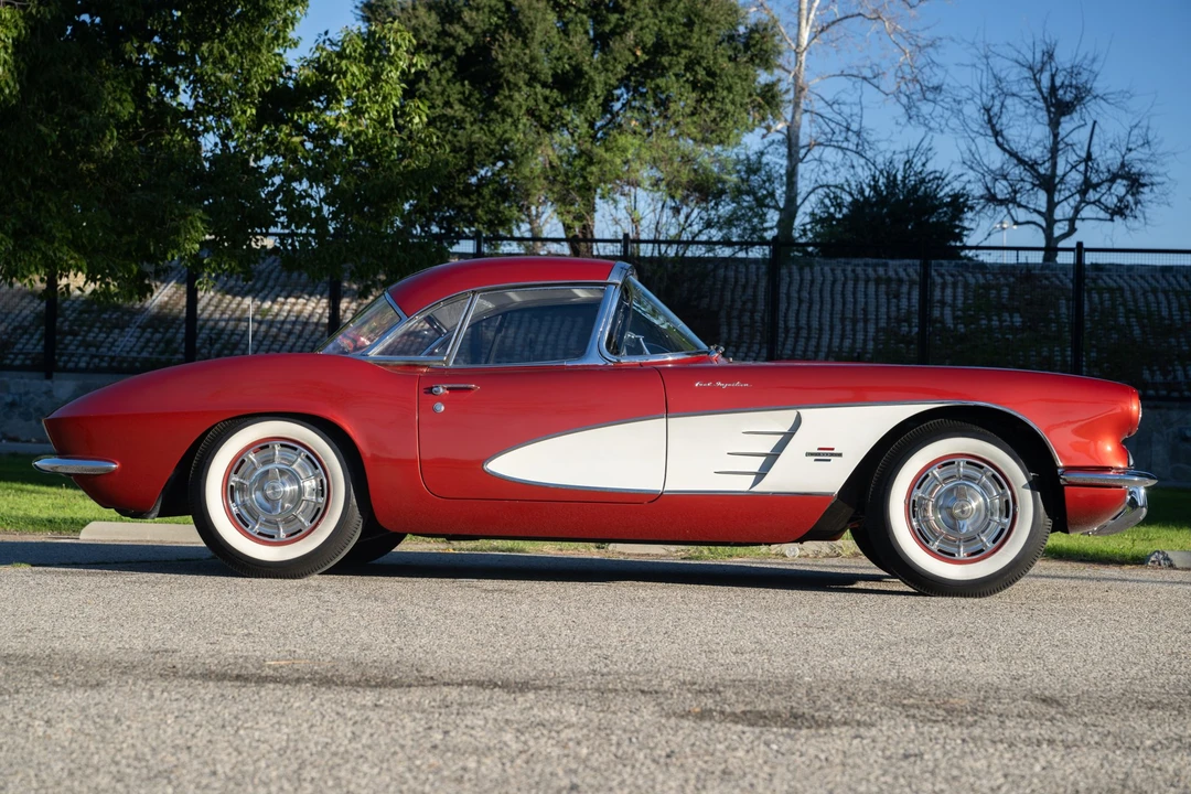 1961 Chevrolet Corvette C1 - Image 6 of 31