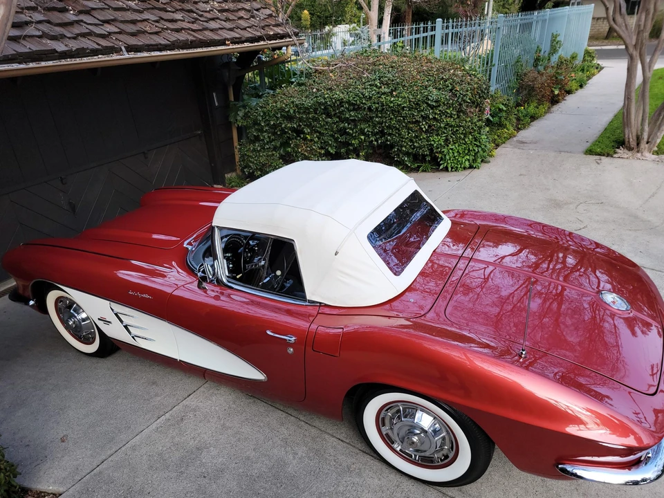 1961 Chevrolet Corvette C1 - Image 13 of 31