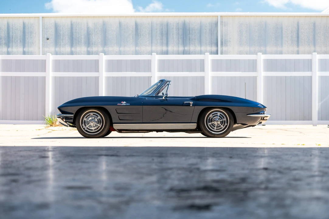 1963 Chevrolet Corvette C2 - Image 18 of 31