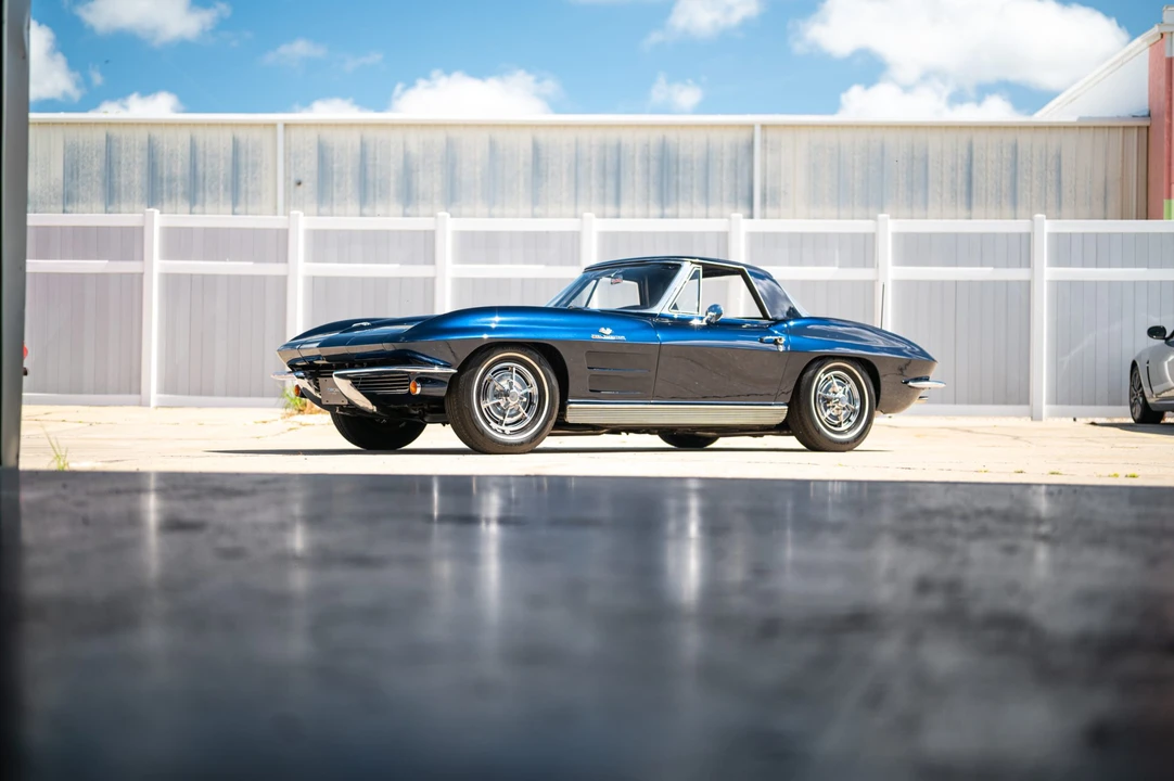 1963 Chevrolet Corvette C2 - Image 20 of 31