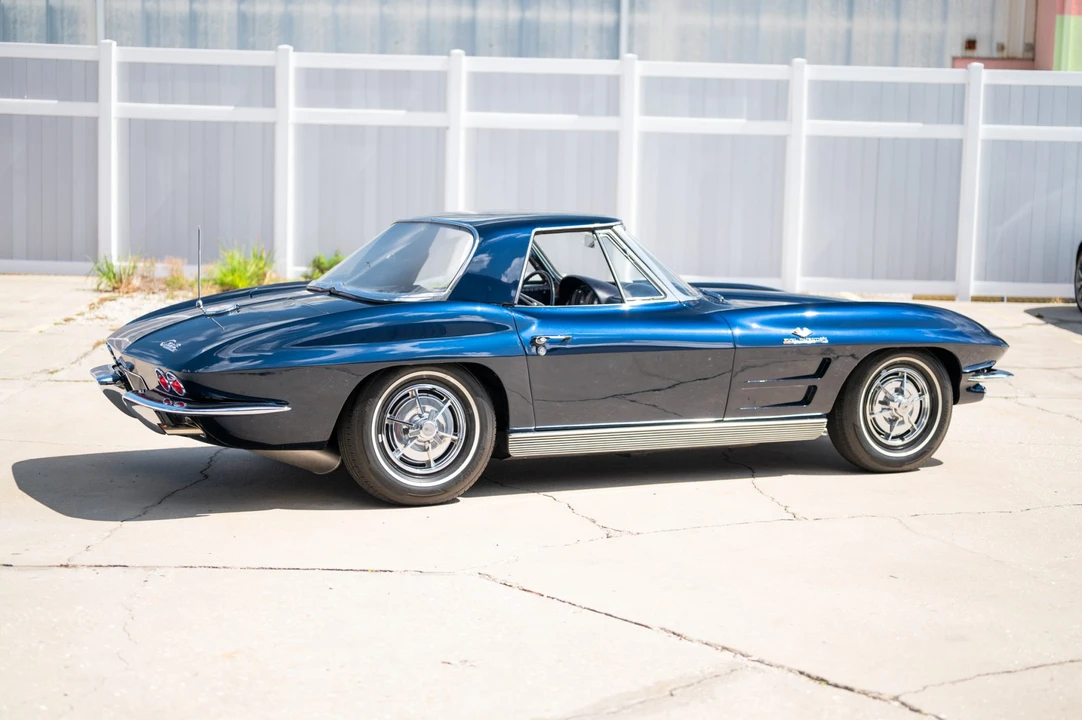 1963 Chevrolet Corvette C2 - Image 27 of 31
