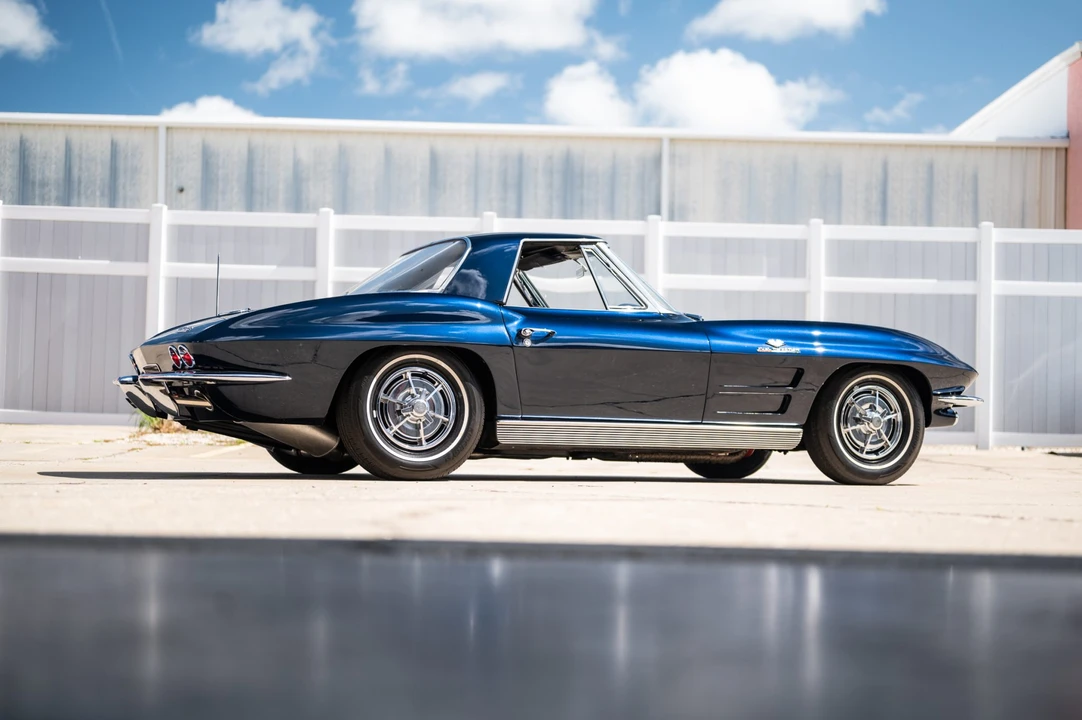 1963 Chevrolet Corvette C2 - Image 26 of 31
