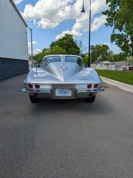 1963 Chevrolet Corvette C2 - Image 22 of 31