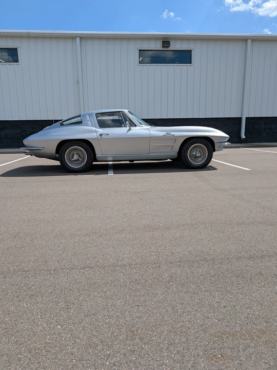 1963 Chevrolet Corvette C2 - Image 13 of 31