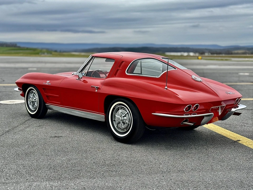 1963 Chevrolet Corvette C2 - Image 12 of 31