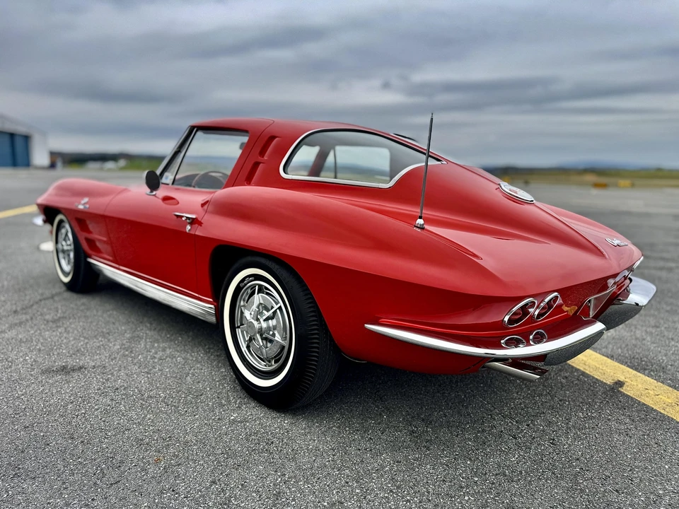 1963 Chevrolet Corvette C2 - Image 16 of 31
