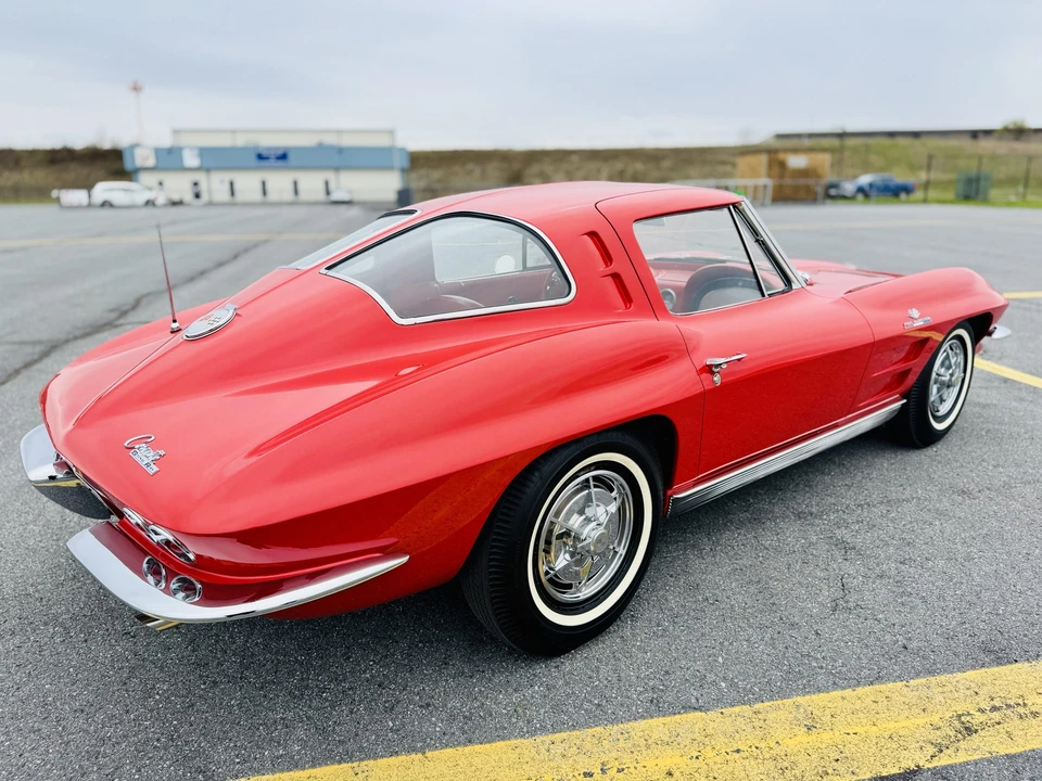 1963 Chevrolet Corvette C2 - Image 24 of 31