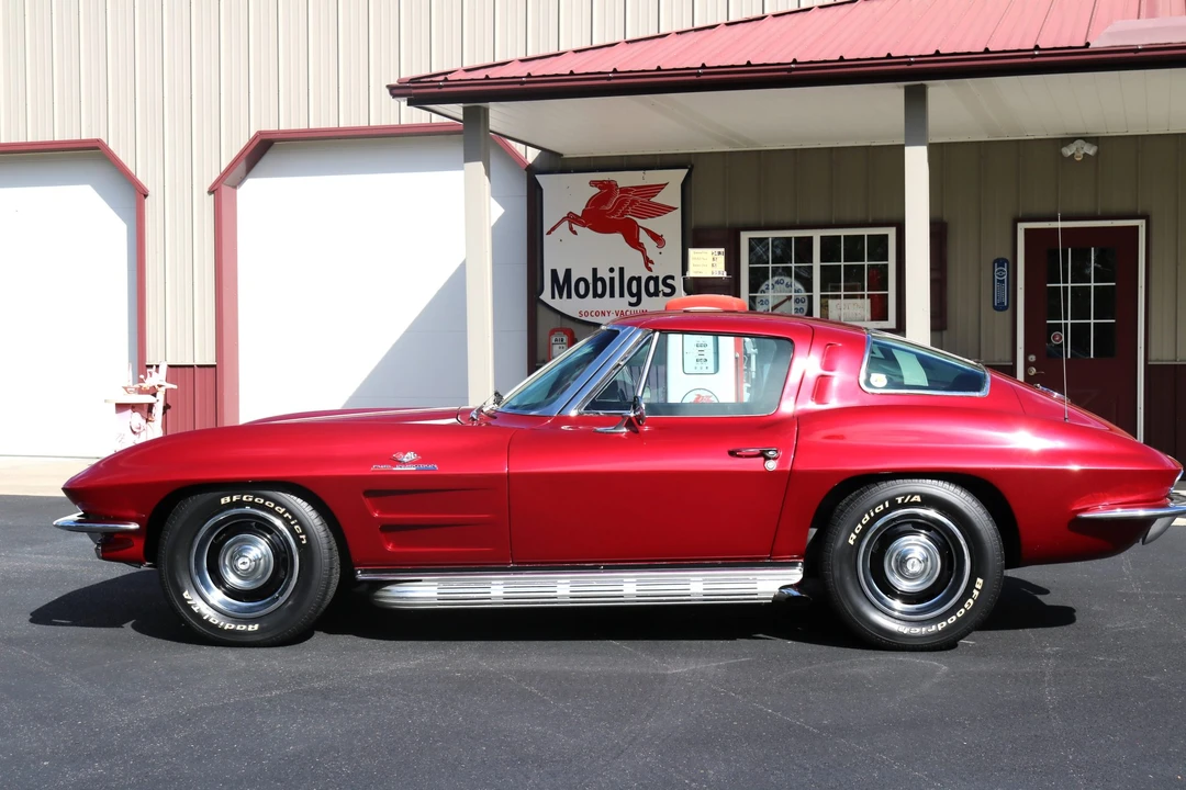 1963 Chevrolet Corvette C2 - Image 8 of 31