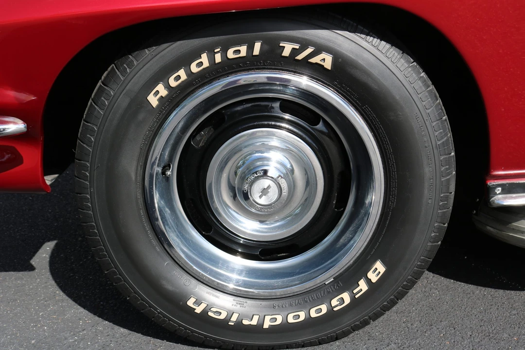 1963 Chevrolet Corvette C2 - Image 23 of 31