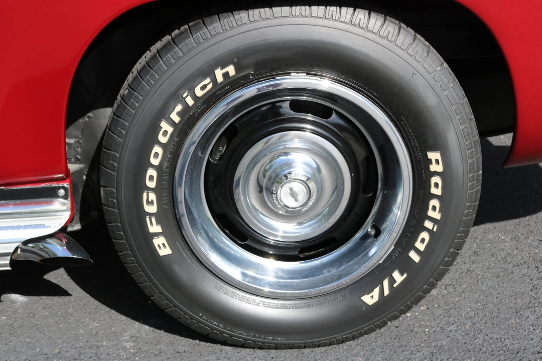 1963 Chevrolet Corvette C2 - Image 24 of 31