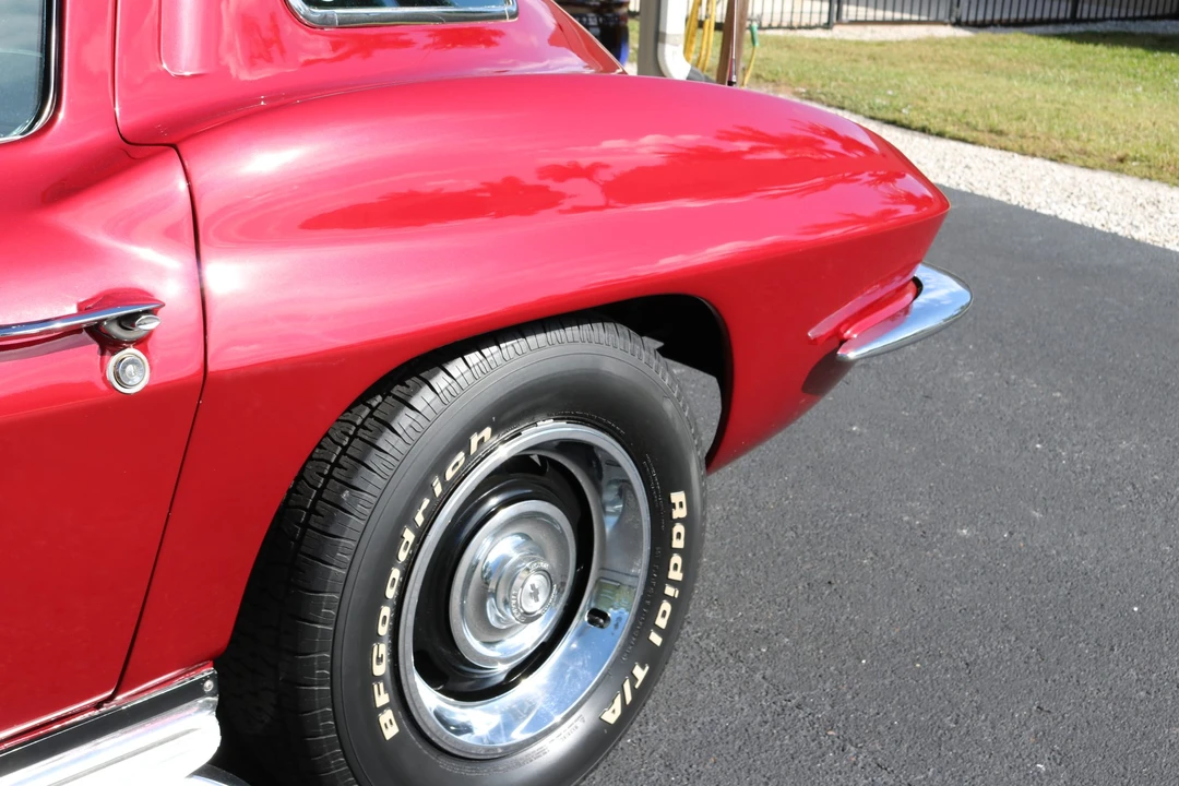 1963 Chevrolet Corvette C2 - Image 15 of 31