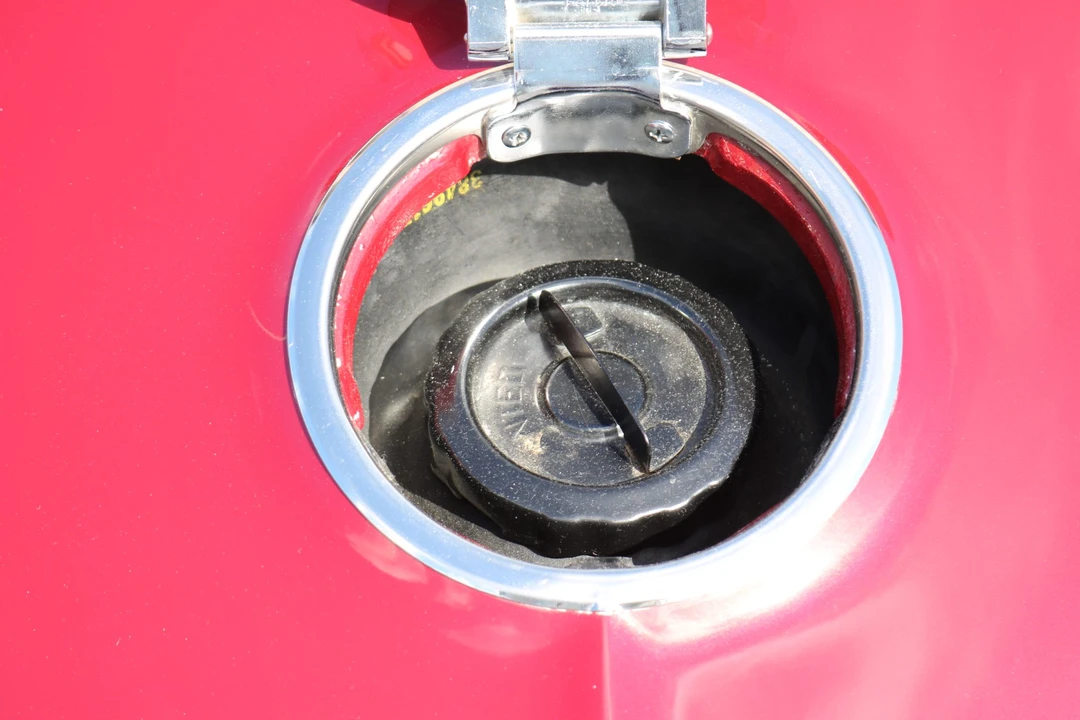 1963 Chevrolet Corvette C2 - Image 22 of 31