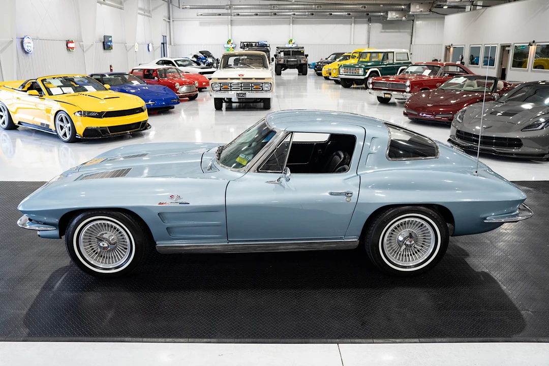 1963 Chevrolet Corvette C2 - Image 15 of 31
