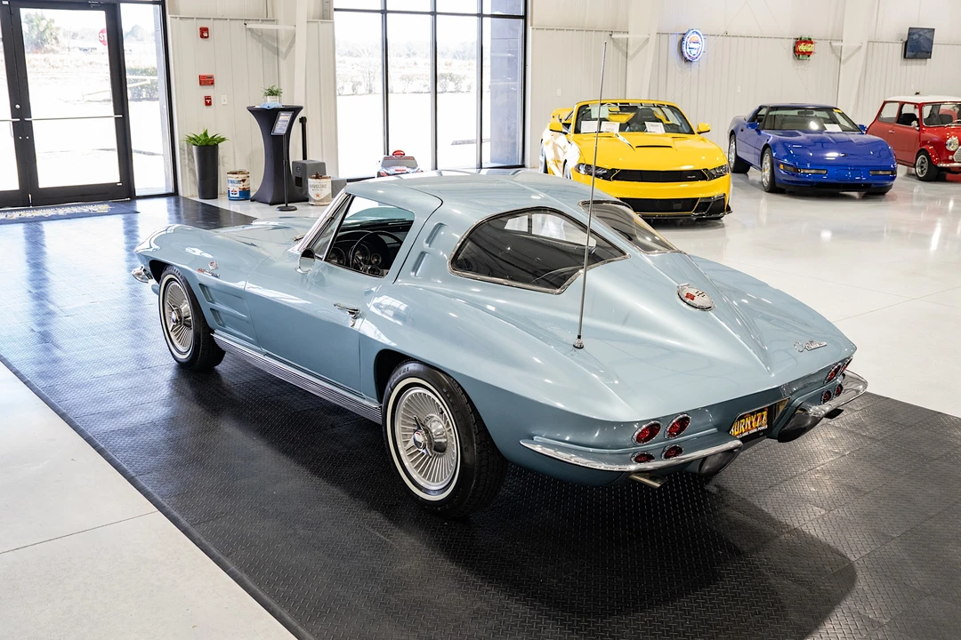 1963 Chevrolet Corvette C2 - Image 13 of 31