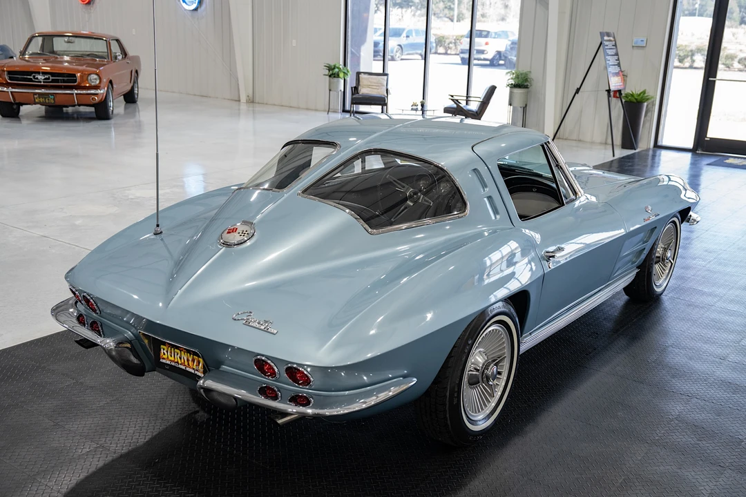 1963 Chevrolet Corvette C2 - Image 17 of 31