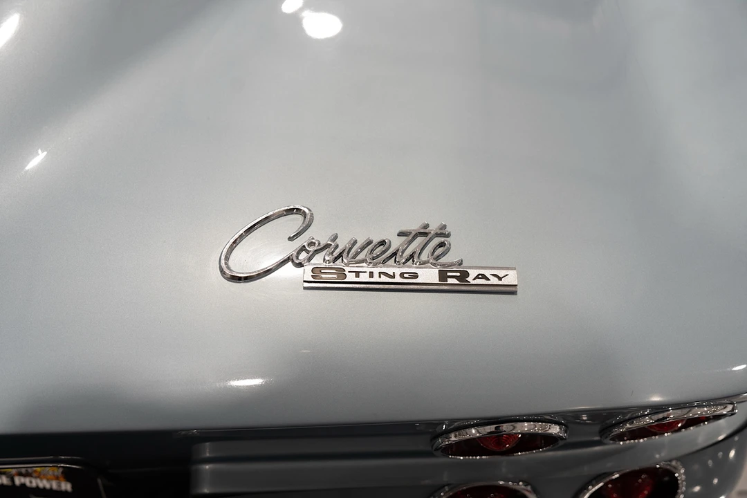 1963 Chevrolet Corvette C2 - Image 24 of 31