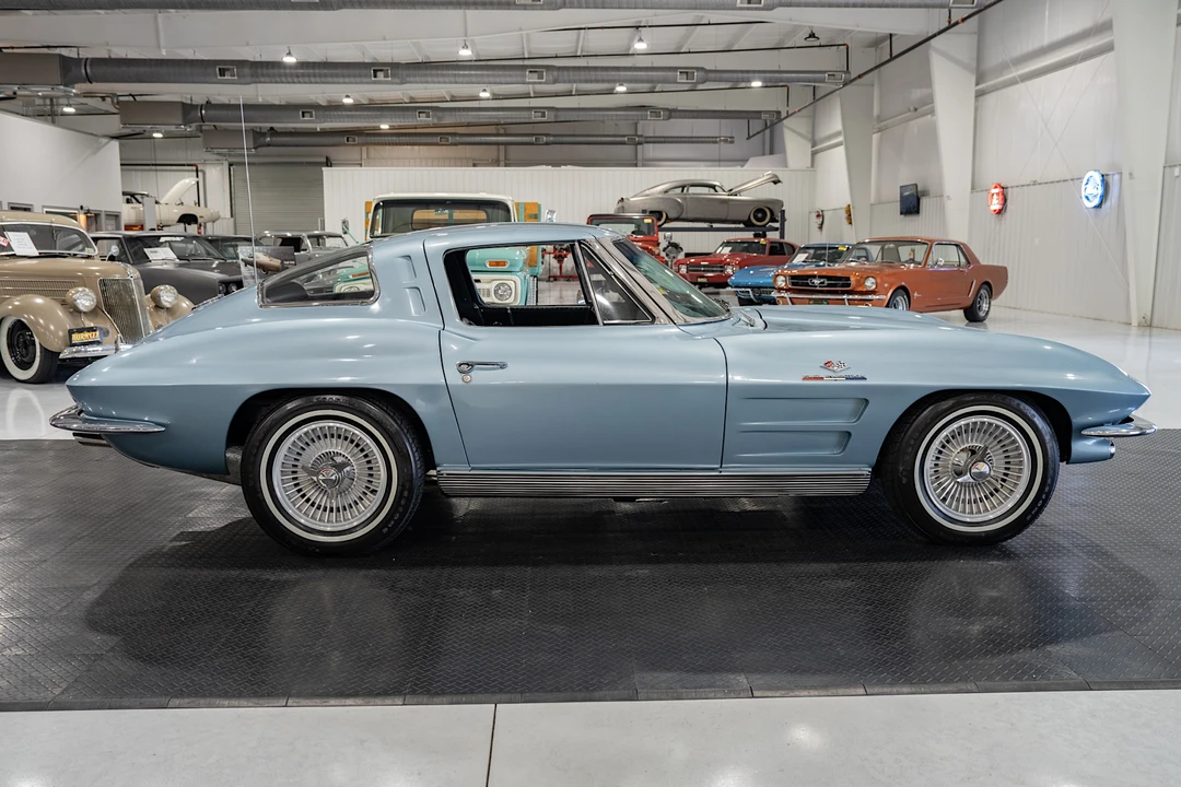 1963 Chevrolet Corvette C2 - Image 7 of 31