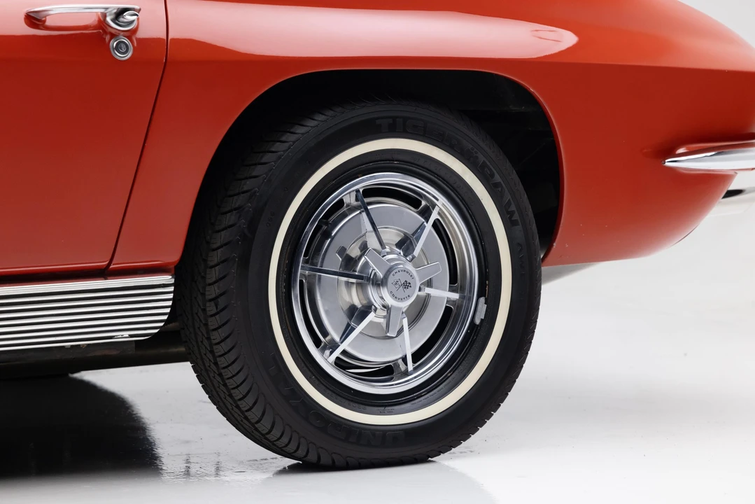 1963 Chevrolet Corvette C2 - Image 21 of 31