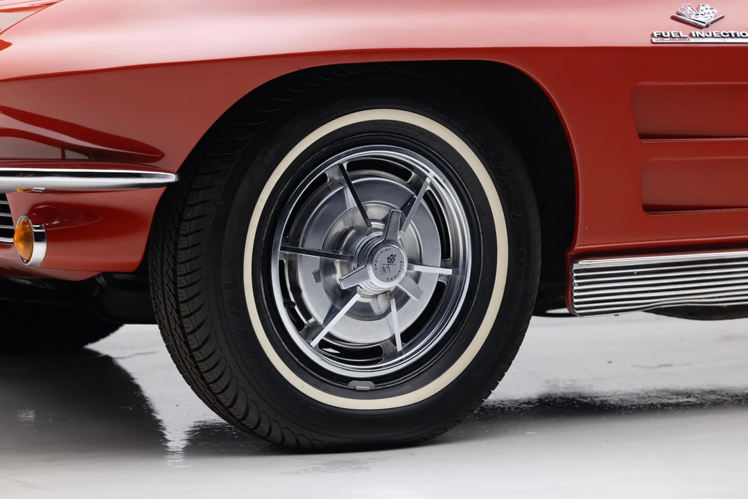 1963 Chevrolet Corvette C2 - Image 30 of 31