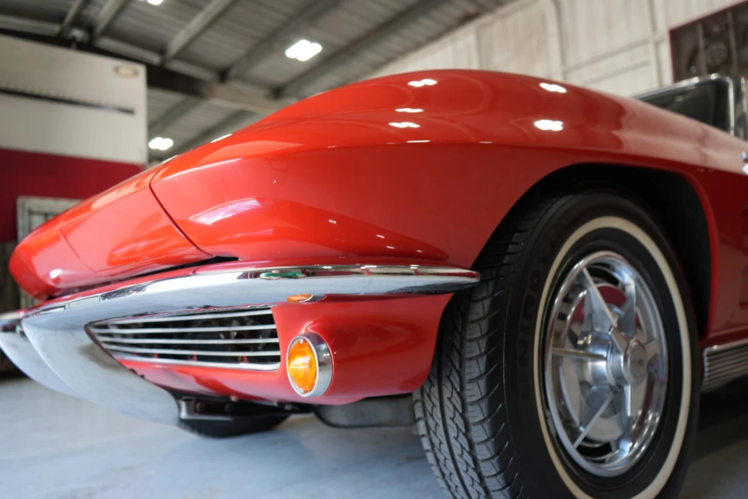 1963 Chevrolet Corvette C2 - Image 29 of 31