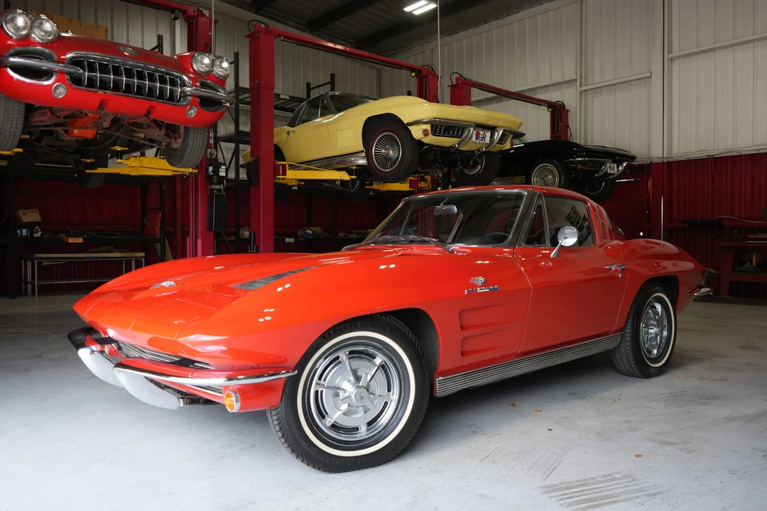 1963 Chevrolet Corvette C2 - Image 2 of 31
