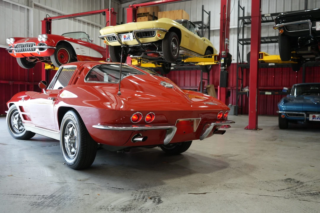 1963 Chevrolet Corvette C2 - Image 12 of 31