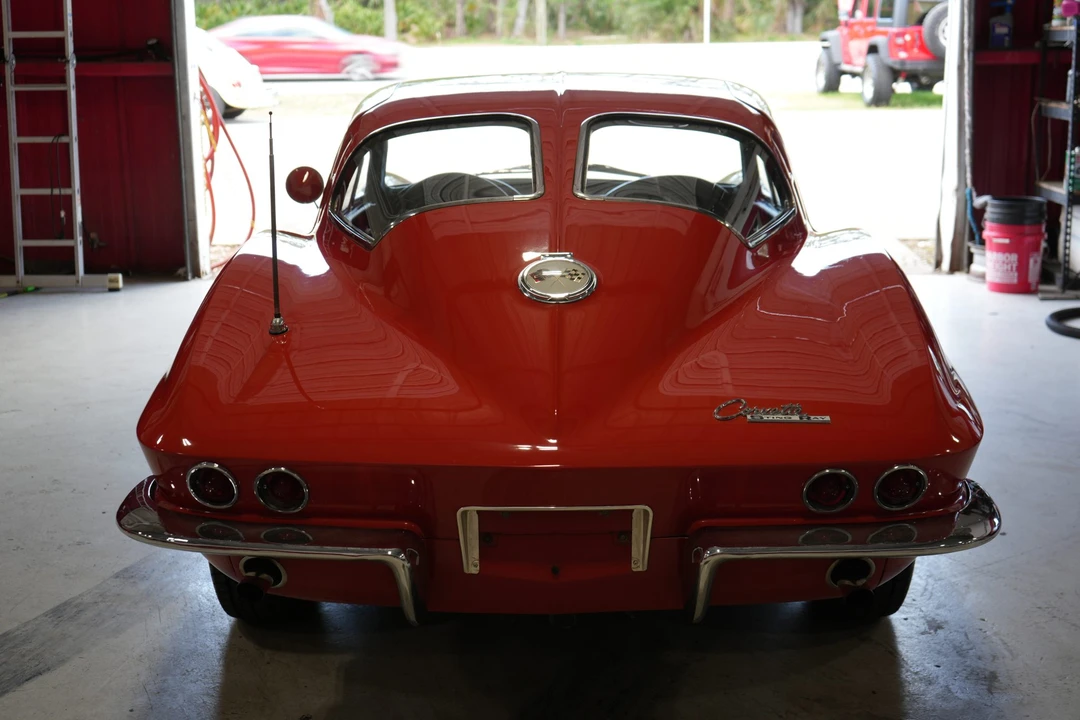 1963 Chevrolet Corvette C2 - Image 11 of 31