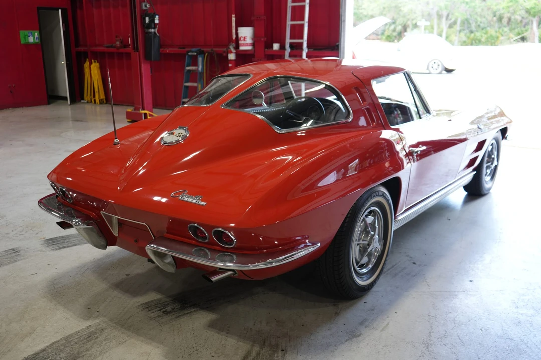 1963 Chevrolet Corvette C2 - Image 10 of 31