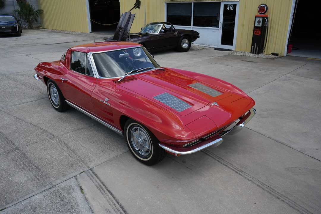 1963 Chevrolet Corvette C2 - Image 4 of 31