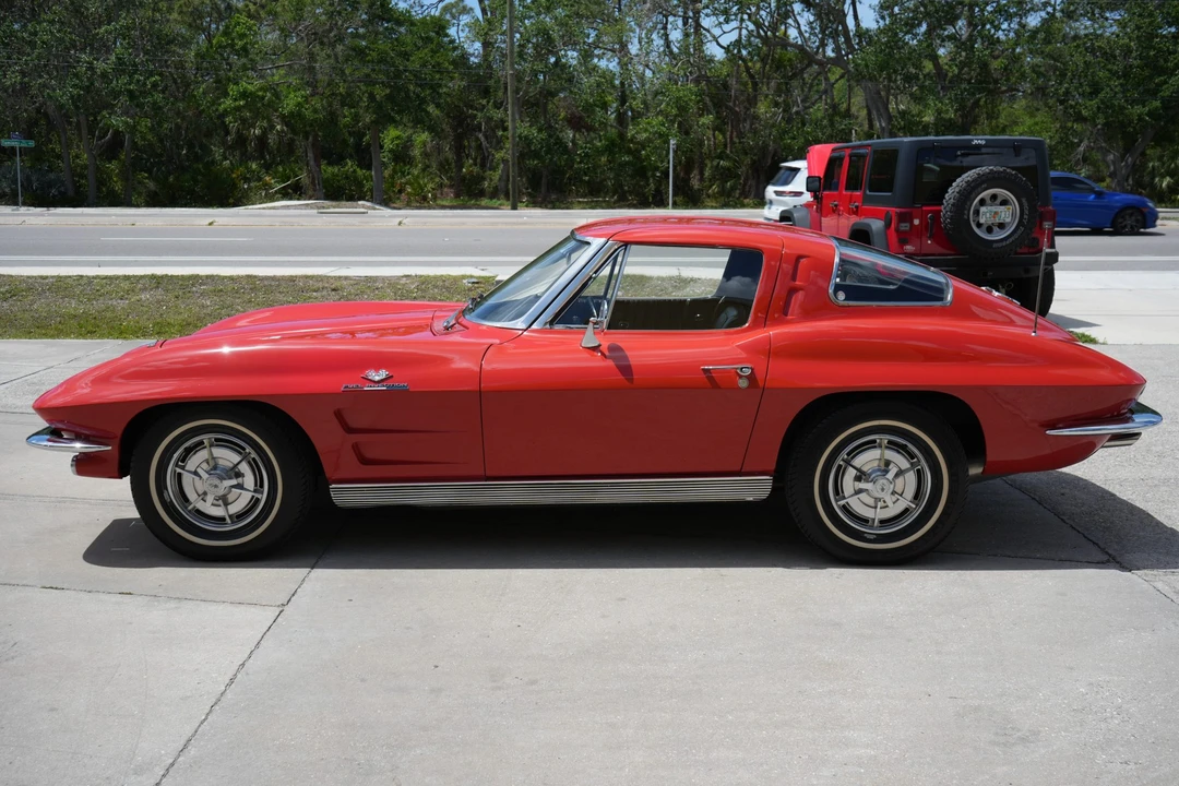 1963 Chevrolet Corvette C2 - Image 15 of 31