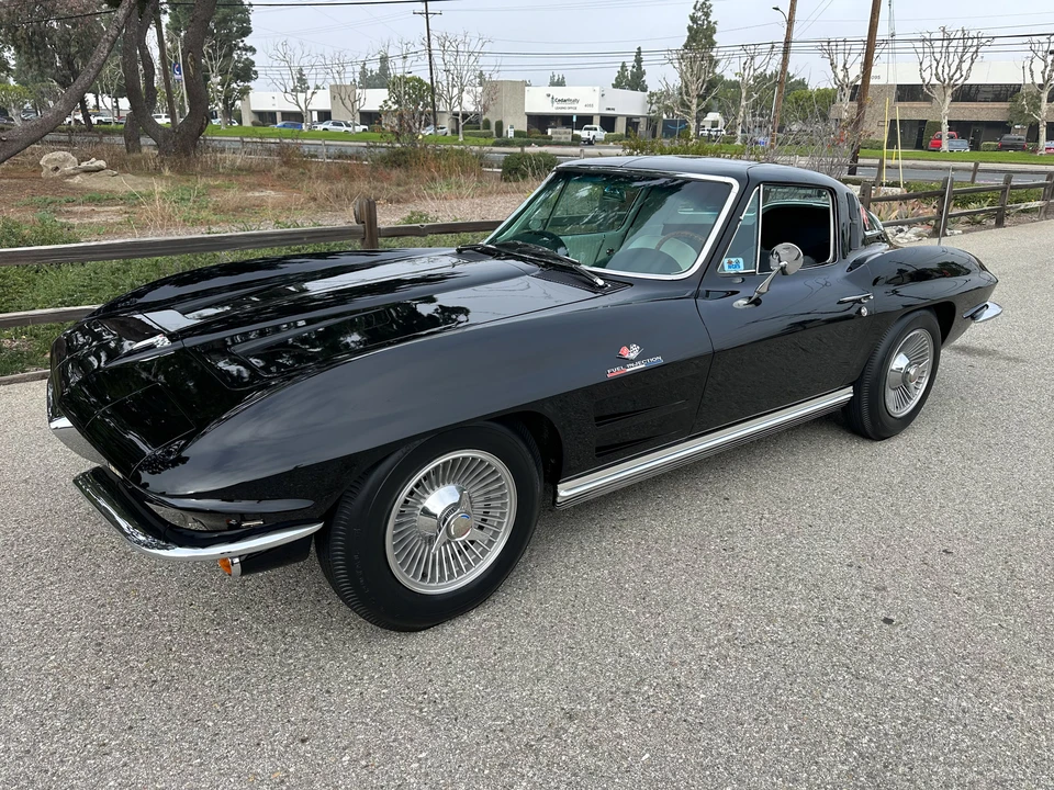 1964 Chevrolet Corvette C2 - Image 4 of 31